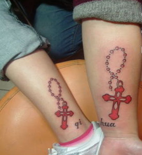 In fact the cross tattoo is a popular choice among women like Britney Spear