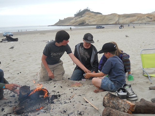 [CapeKawandaPacificCityBonFireEvenigS[10].jpg]