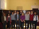 El Primer Teniente de Alcalde y portavoz del grupo municipal de Izquierda Unida, Antonio Rodrigo Torrijos, y otros miembros del equipo de gobierno en la recepción a una delegación internacional formada por cuatro delegados portugueses, uno griego y otro palestino, que pertenecen al Consejo Mundial de la Paz (CMP). 27-07-2009