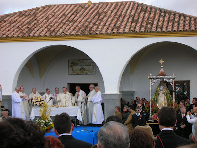 Eucaristía en el Santuario en la Romería del 19 de Febrero de 2006. Foto: Pozoblanco News, las noticias y la actualidad de Pozoblanco (Córdoda)* www.pozoblanconews.blogspot.com