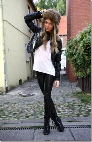 amisu-hm-fashion-brands-3-random-fur-real-faux-hats-jackets-lace-ups-t-shirts-black-pale-brown-white-personal-style-winter-casual-290x450