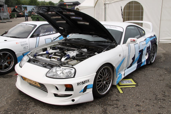 [img width=720 height=480]http://lh4.ggpht.com/_GYGa2IjI-Dc/SlT1ODc3OHI/AAAAAAAAY4Y/tVkwsjohElk/s720/automania09_0020.JPG[/img]