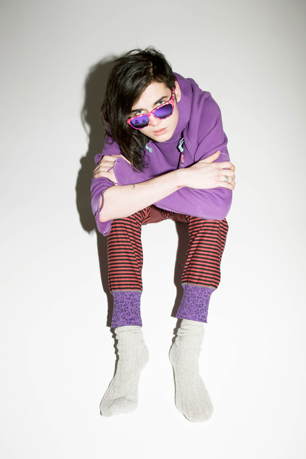[paul-smith-oakley-sunglasses-2.jpg]