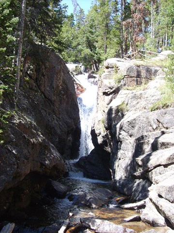 [082020092511.jpg]
