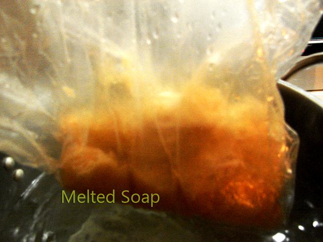 [DSC05853meltedsoapcopy9.png]
