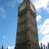 Big Ben som ser maffig ut när man kommer upp ur Westminster stationen