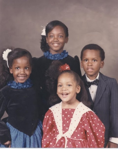Im on the far-left.