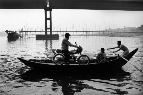 jonathanbjorgmueller-bangladeshisdrowning.jpg