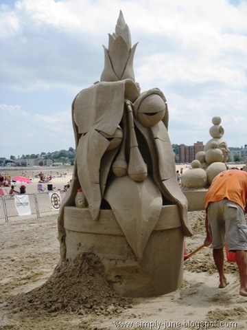 [RevereBeach4[5].jpg]