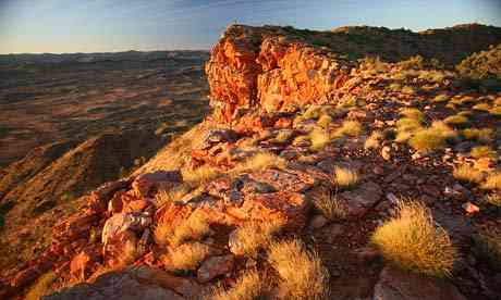 the Dingo’s Nose in the MacDonnell Ranges nearby Alice Springs