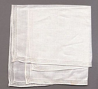 250px-Handkerchief