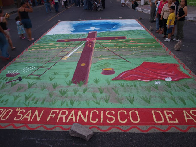 Las alfombras de Semana Santa 2010 – Hunnapuh – Comentarios