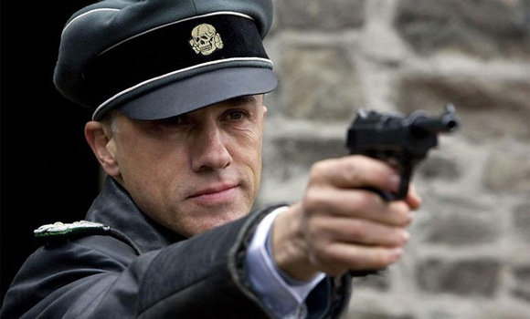 [inglourious-basterds-may13photo-01[4].jpg]