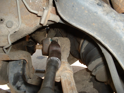 Separating the upper tie rod.