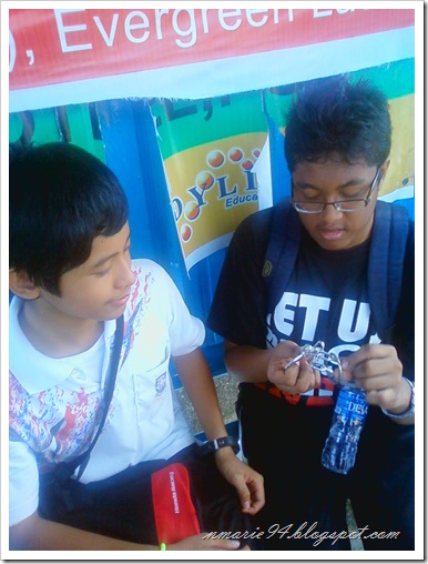 Zickry ; Naufal 