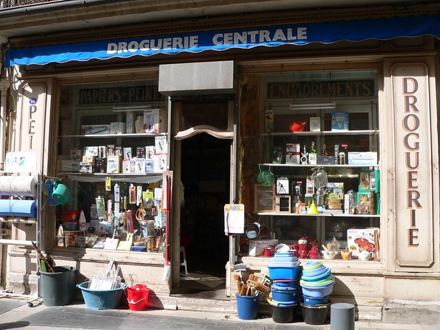 [Droguerie6.jpg]
