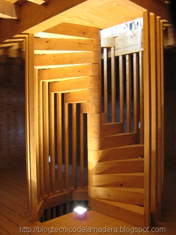 madera-laminada-escalera (10)