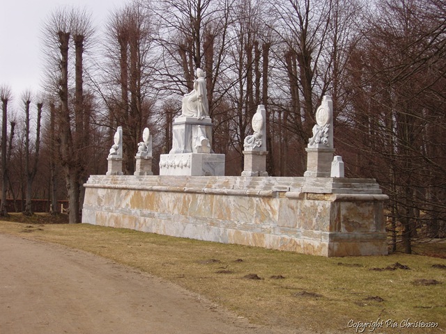 [P32048492.jpg]