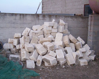 Image of Blocchi di tufo