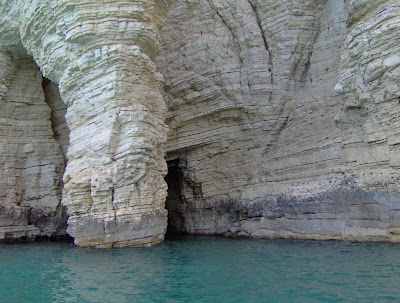 Image of Falesia nella Baia di Vignanotica Image of Falesia nella Baia di Vignanotica
