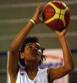 [20091219_643150_Vanessa_gde[4].jpg]