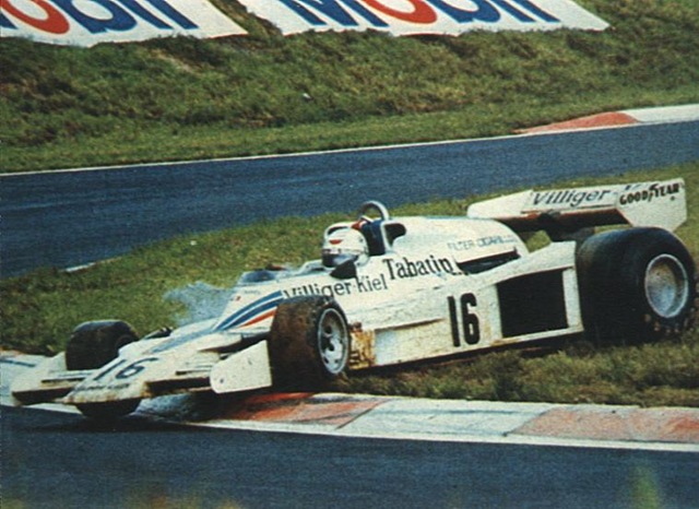 [1977_Shadow_DN8A_Ford_Arturo_Merzario_AUT03[4].jpg]