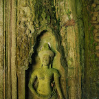 Preah Khan devata of darkness 06 Preah Khan Khmer Temple Goddesses   Devata of Darkness