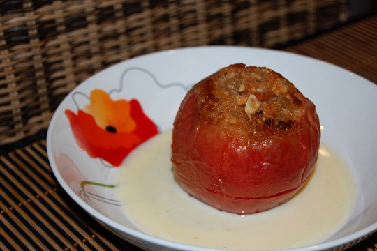 Bratapfel mit Vanillesoße