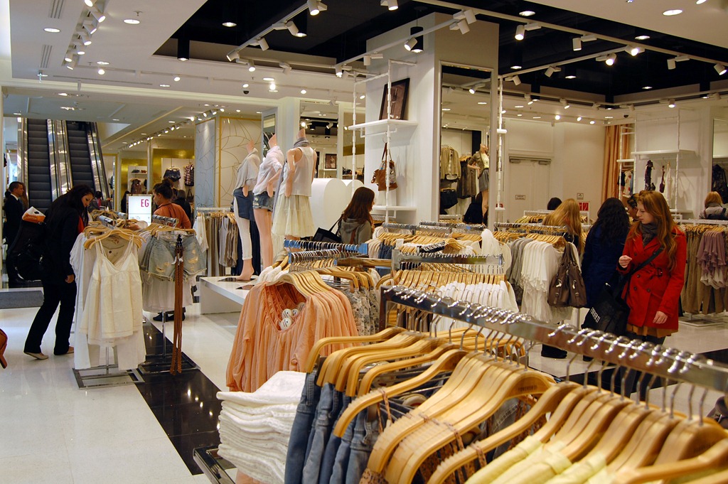 [Forever 21 Wien Mariahilferstraße2[6].jpg]
