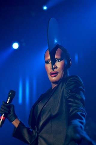 [grace-jones[3].jpg]