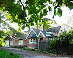 autumn07_lodge.jpg autumn07_lodge.jpg