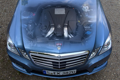 Mercedes-Benz-E-W212-01.jpg