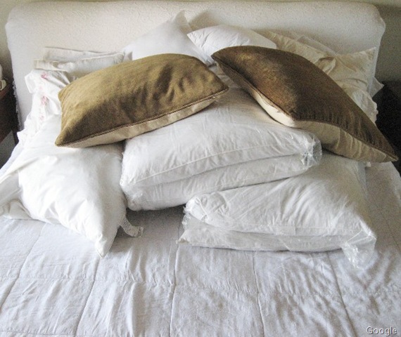 [too-many-pillows6.jpg]
