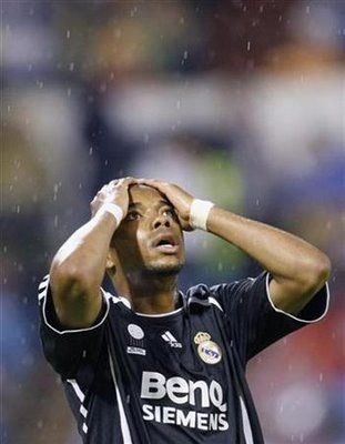 [robinho6[7].jpg]