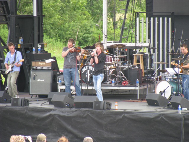[JoshTurner0013.jpg]