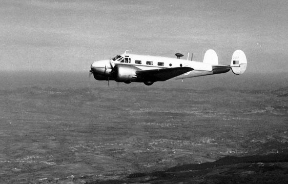 [1952 Beech C-45H Expeditor IIIN[11].jpg]