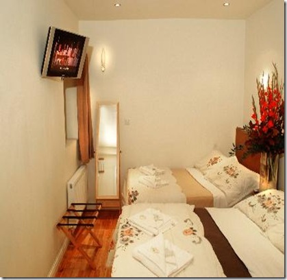 London Hotels in Hollywood Movies-AK