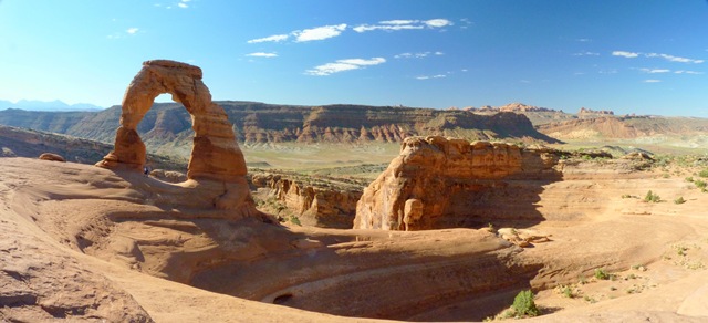 [2010-09-14 - UT, Arches National Park - Delicate Arch Hike -1096[4].jpg]