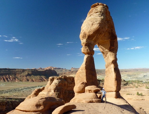 [2010-09-14 - UT, Arches National Park - Delicate Arch Hike -1115[4].jpg]