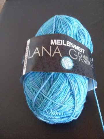 [2011_04 Lana Grossa Holiday Stretch in blau (600x800)[3].jpg]