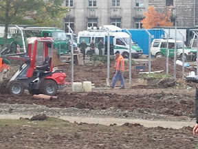 Bauarbeiten am frühen Samstag Nachmittag im Schlossgarten Bauarbeiten am frühen Samstag Nachmittag im Schlossgarten
