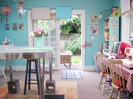 [craft_room_color1.jpg]