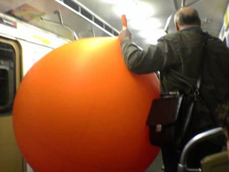 funny_guys_subway_car_8.jpg