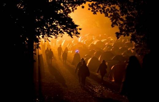 glastonbury_rock_festival_2.jpg