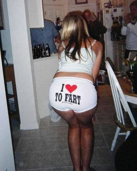 funny_underwear_pictures_1.jpg