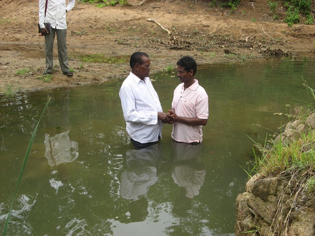 [4.PrecioussoulfromKoyaTribalcommunit.jpg]