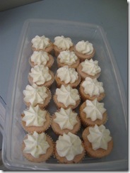 champagne cupcakes 02