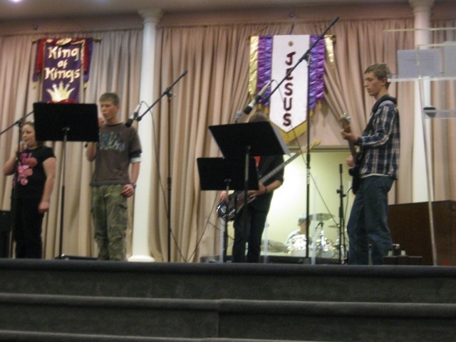 [Pres Nite band 02[3].jpg]