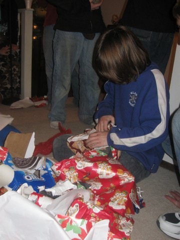 [teen christmas party 07[2].jpg]