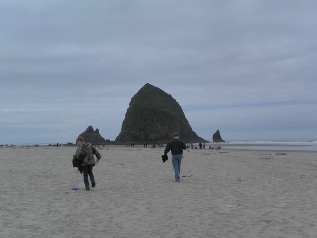 [beach trip 06[2].jpg]